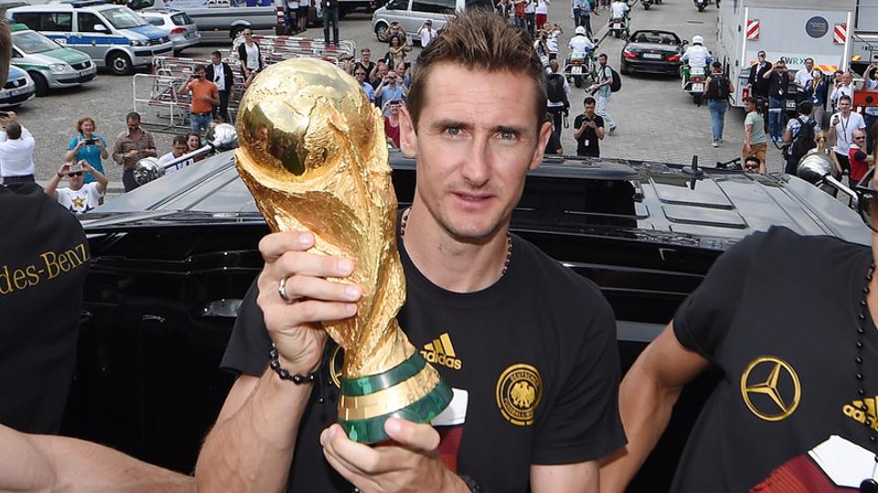 Miroslav Klose, kini akan berkarier sebagai staf kepelatihan di timnas Jerman. - INDOSPORT